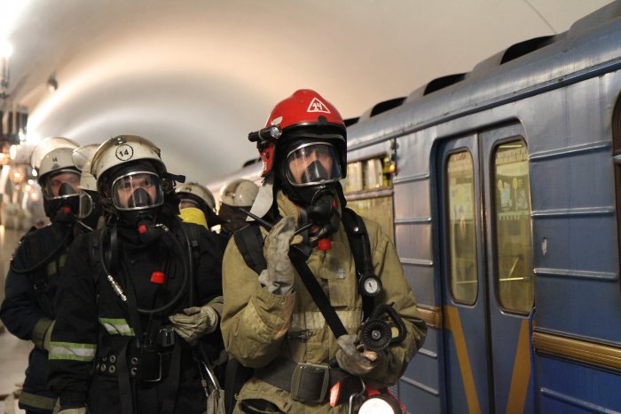 Как действовать при пожаре в вагоне метро